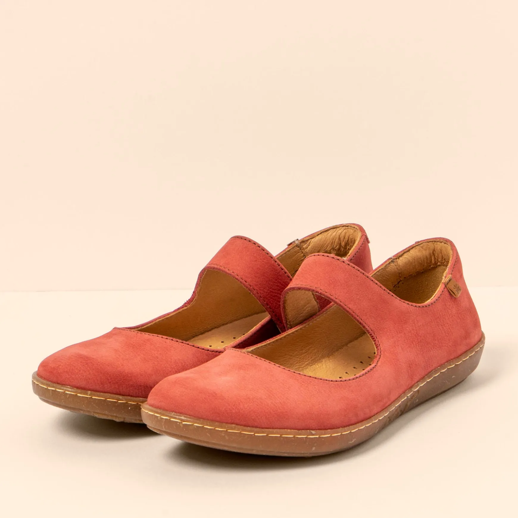 Women El Naturalista Ballerinas|5301 CORAL