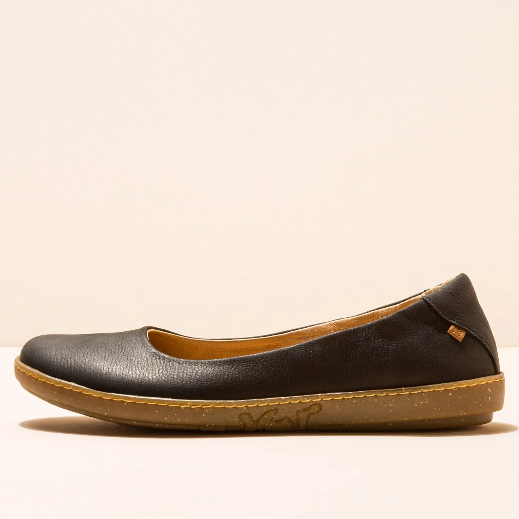 Women El Naturalista Ballerinas|5300 CORAL