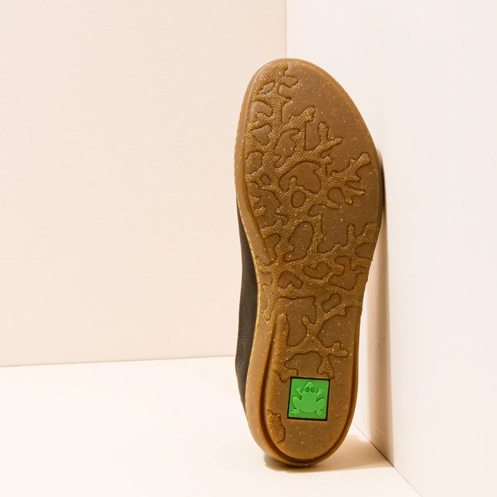 Women El Naturalista Ballerinas|5300 CORAL