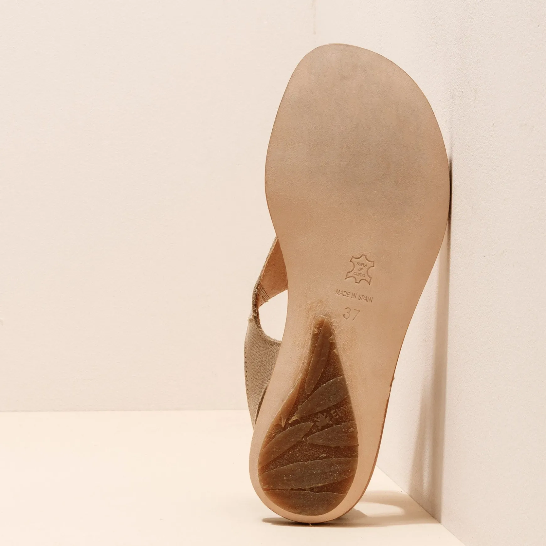 Women El Naturalista Sandals|5710 CORATINA