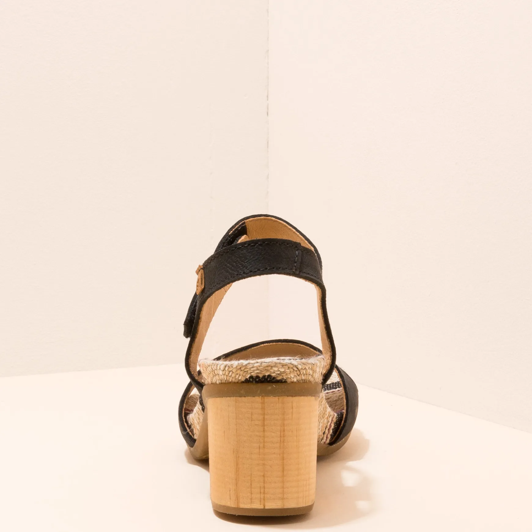 Women El Naturalista Sandals|Sandals With Heel|5562 DEBA