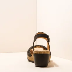 Women El Naturalista Sandals|5008 LEAVES
