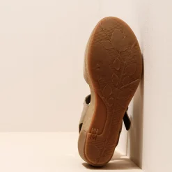 Women El Naturalista Sandals|5001 LEAVES