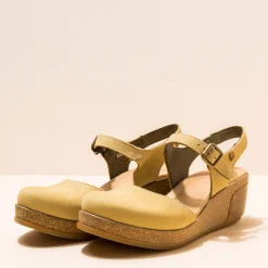 Women El Naturalista Sandals|5001 LEAVES