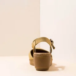 Women El Naturalista Sandals|5001 LEAVES