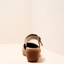 Women El Naturalista Sandals|5001 LEAVES