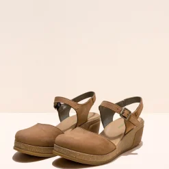 Women El Naturalista Sandals|5001 LEAVES