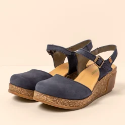 Women El Naturalista Sandals|5001 LEAVES