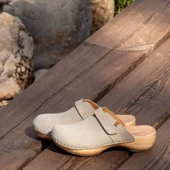 Women El Naturalista Clogs|5834 SHOKUNIN