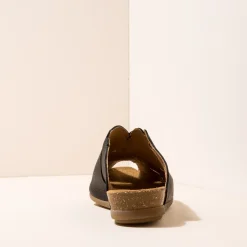 Women El Naturalista Sandals|5204 STELLA
