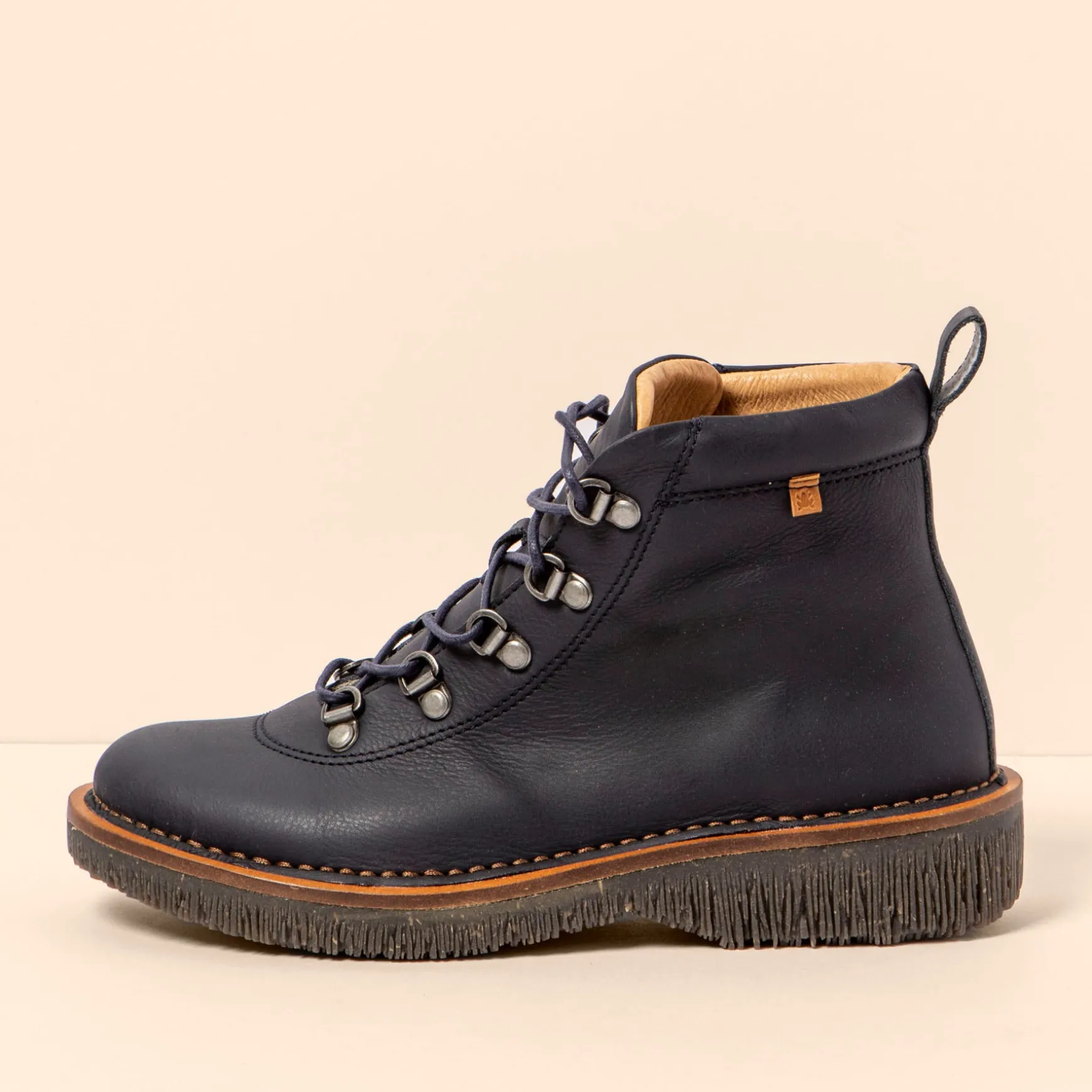 Women El Naturalista Ankle Boots|5583 VOLCANO
