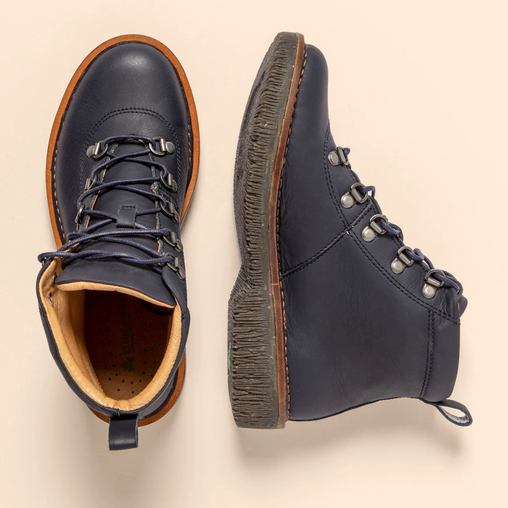Women El Naturalista Ankle Boots|5583 VOLCANO
