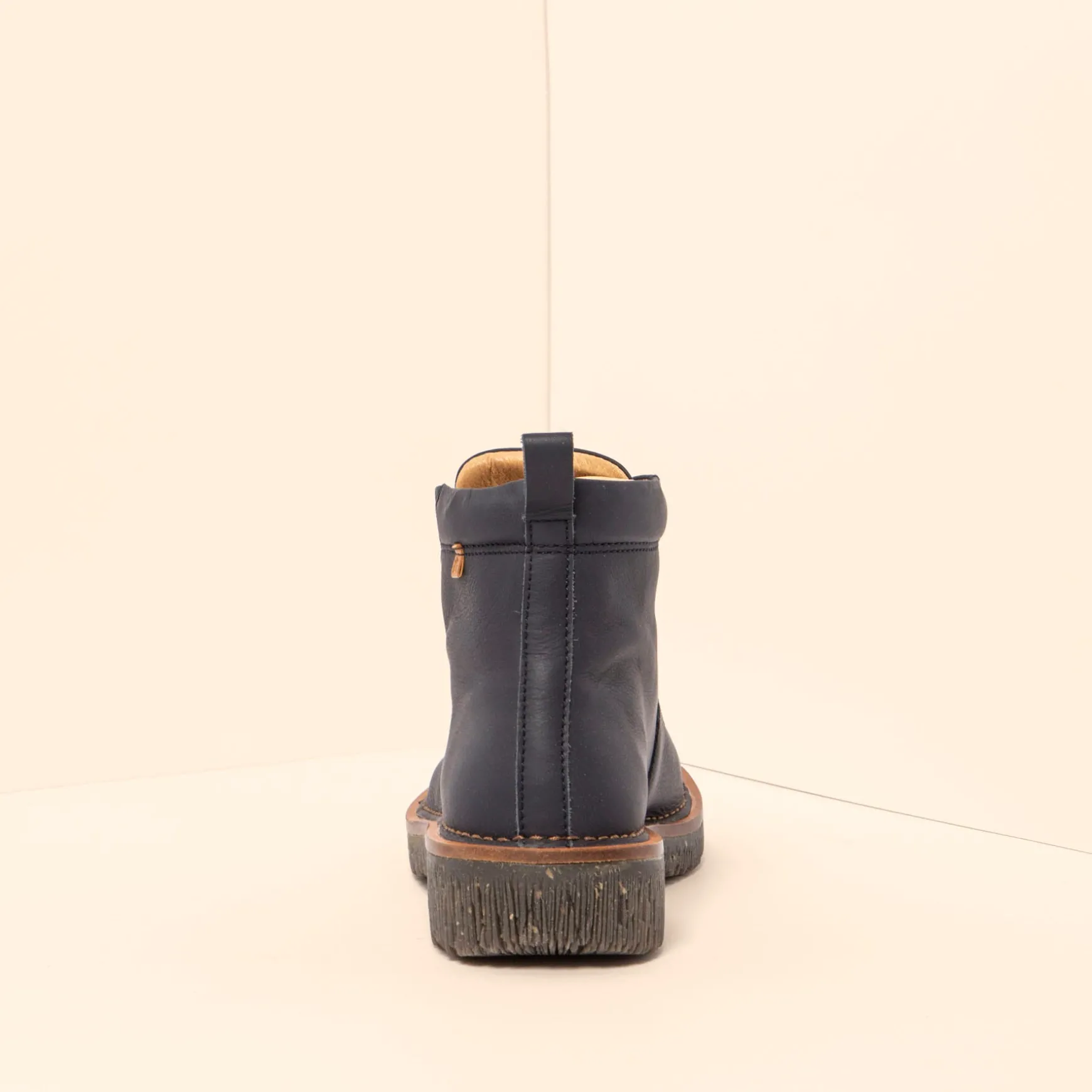 Women El Naturalista Ankle Boots|5583 VOLCANO