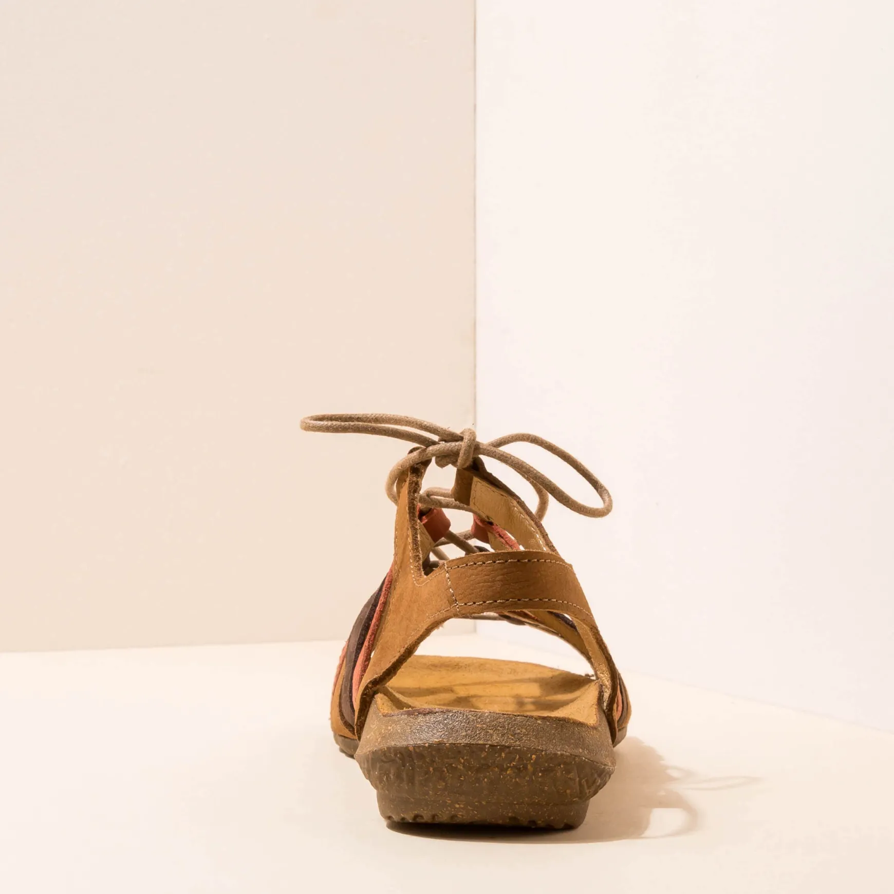 Women El Naturalista Sandals|5069 WAKATAUA