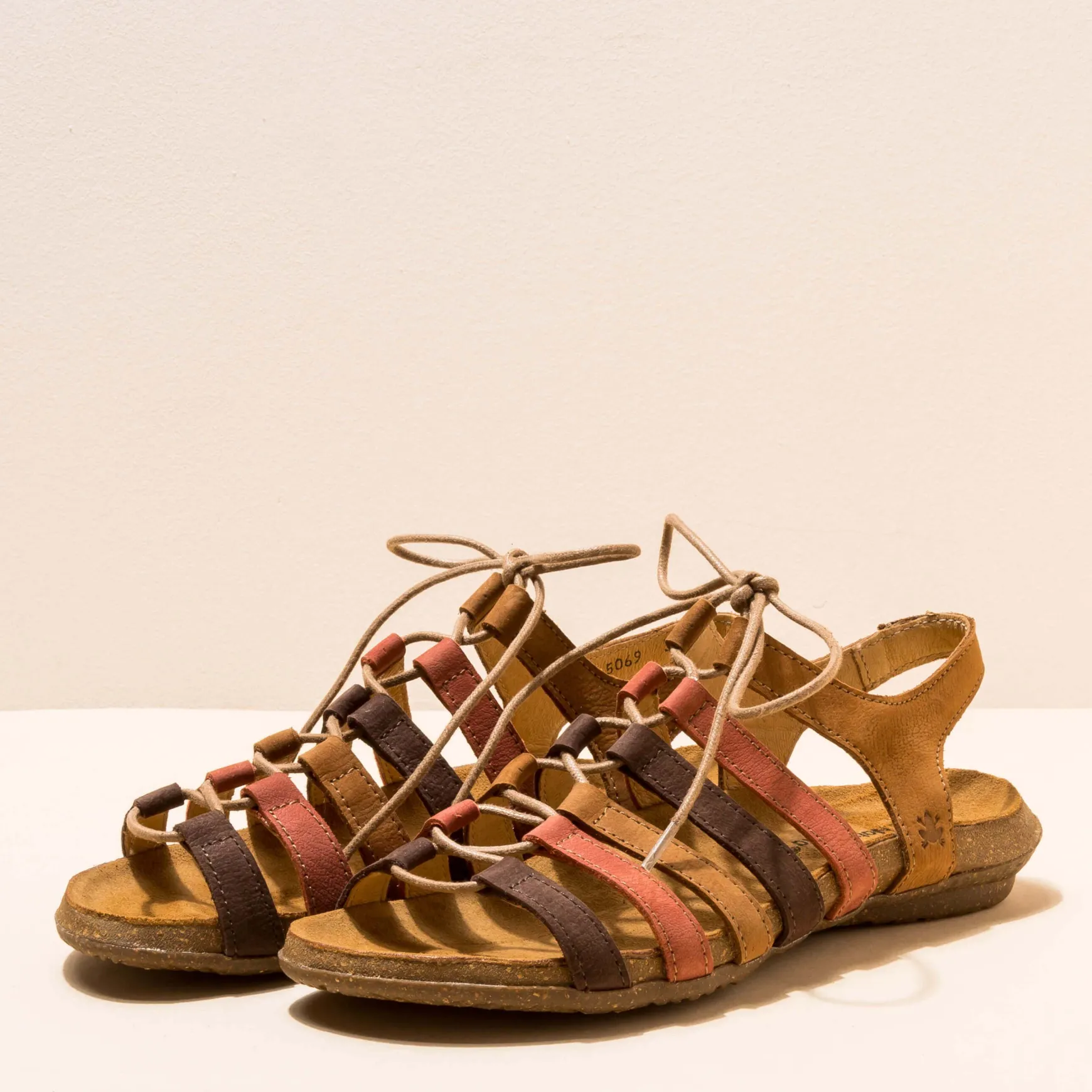 Women El Naturalista Sandals|5069 WAKATAUA