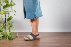 Women El Naturalista Sandals|5702 WAKATIWAI
