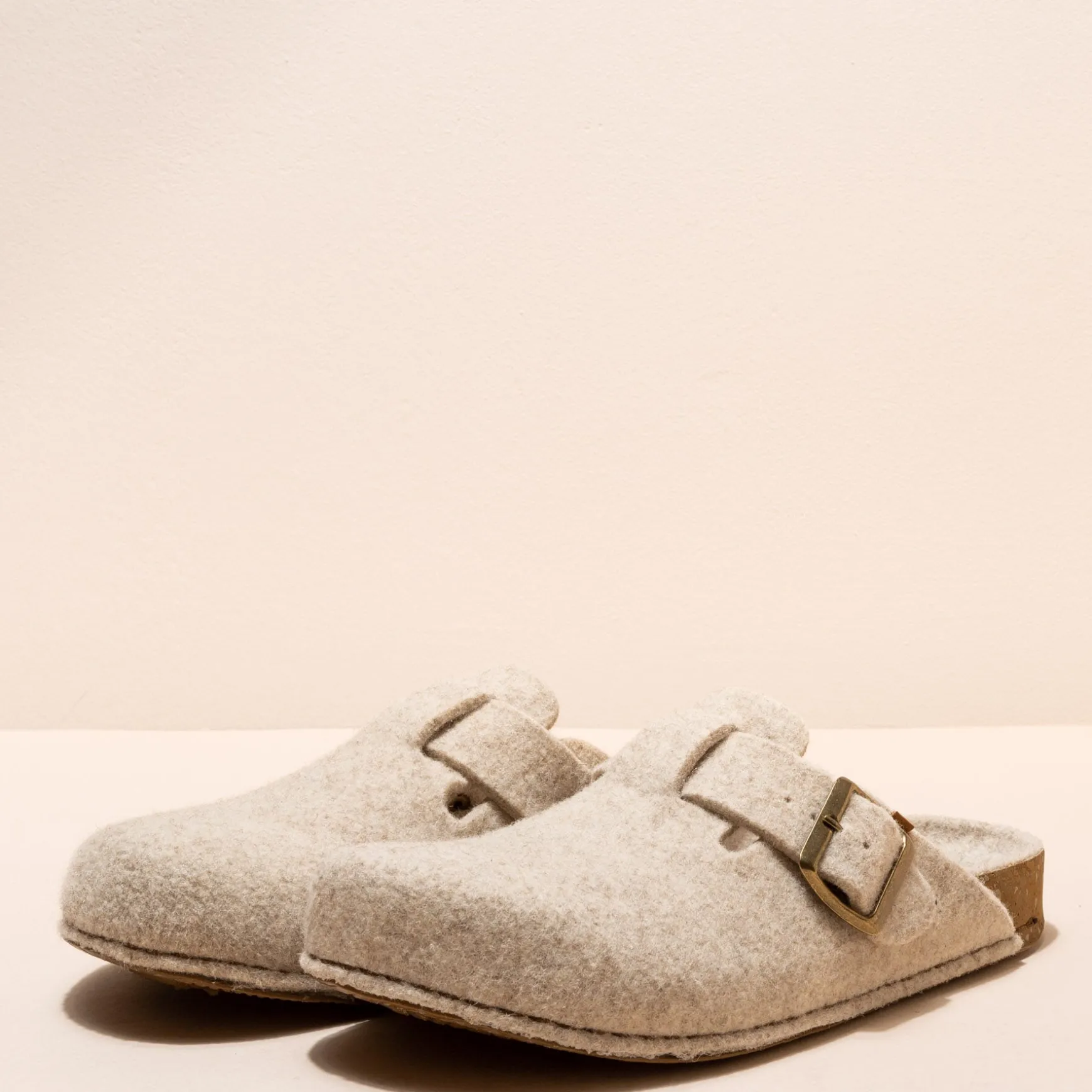 Women El Naturalista Clogs|Add-ons|NA70 HOME
