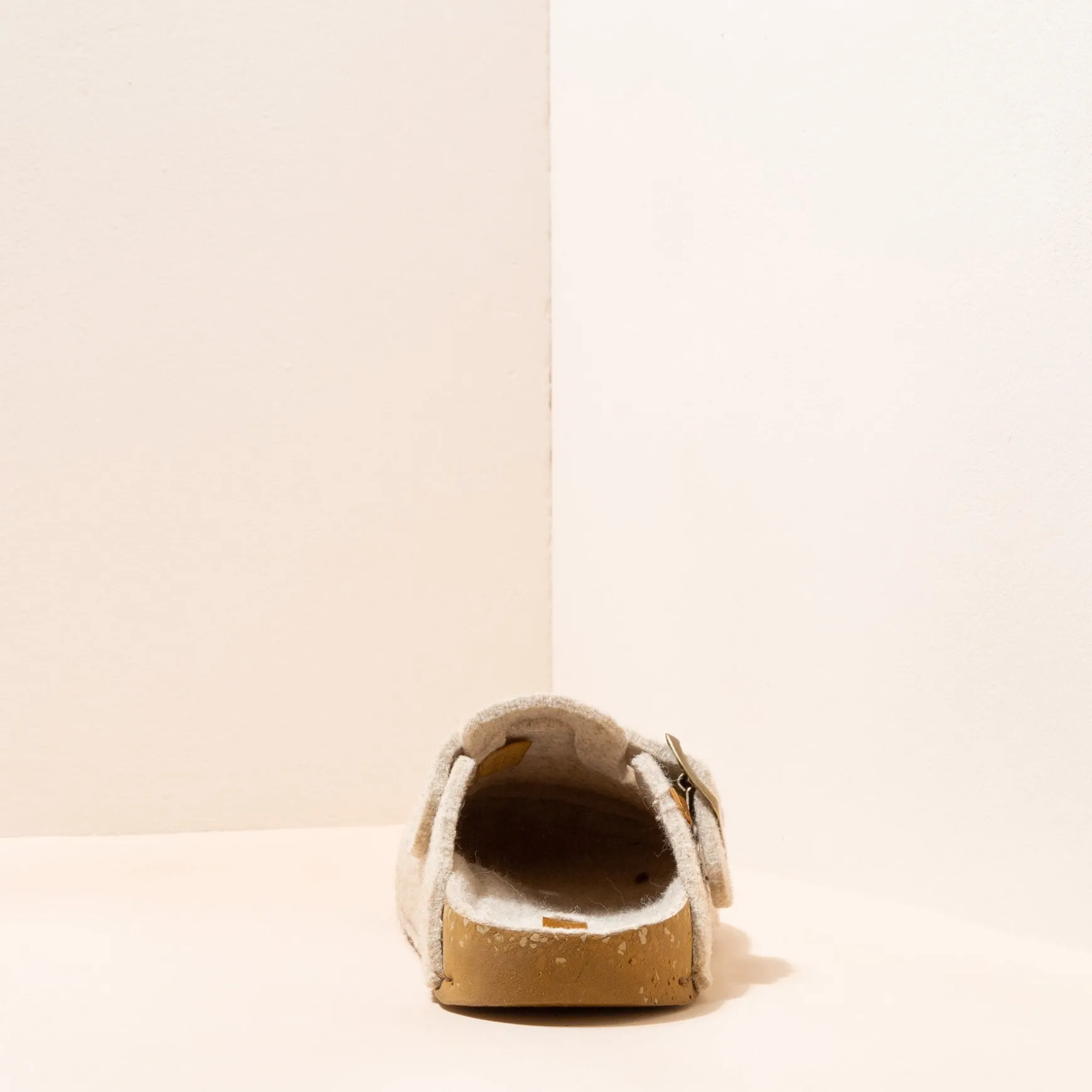 Women El Naturalista Clogs|Add-ons|NA70 HOME